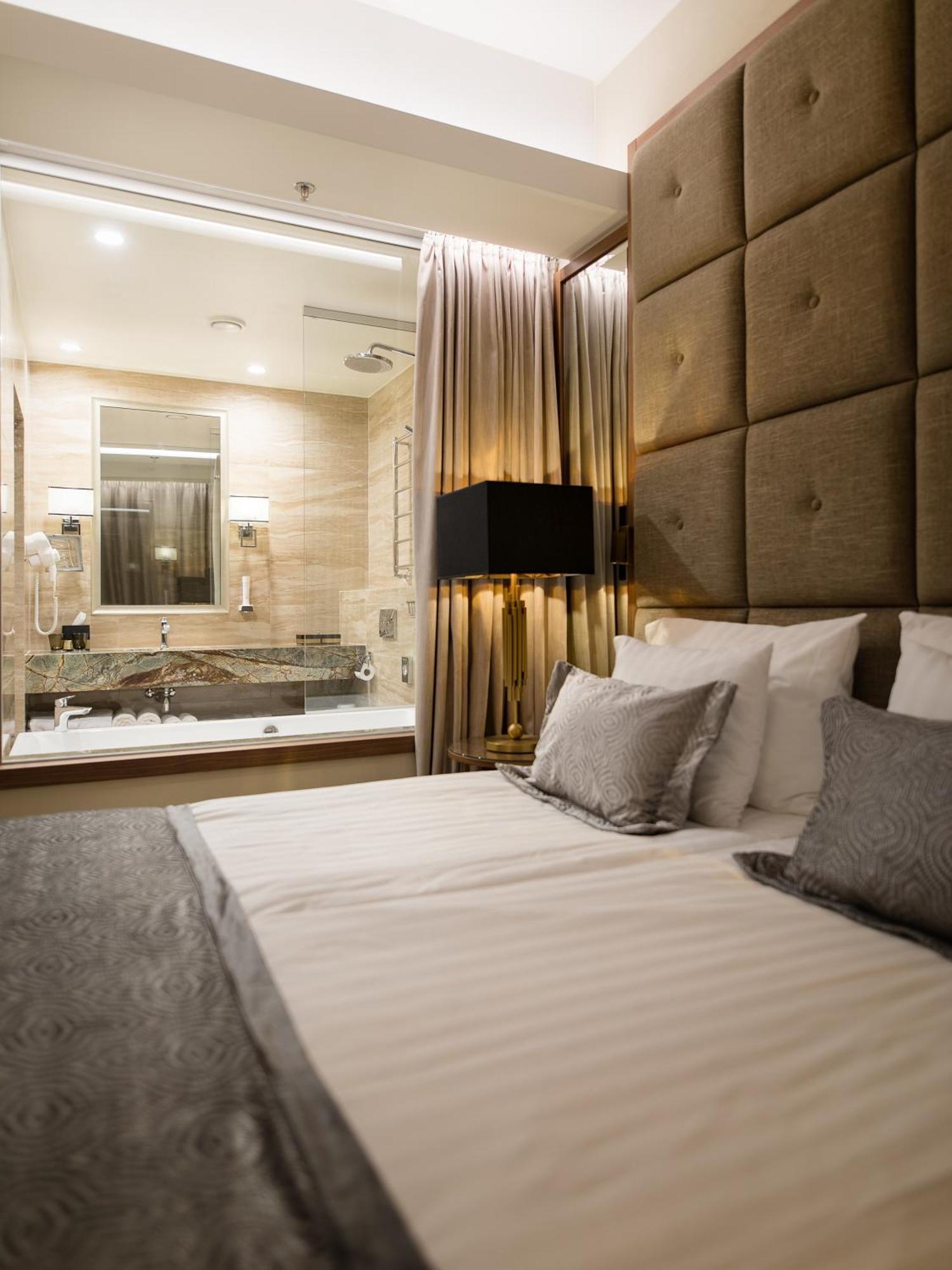 V Spa & Conference Hotel タルトゥ エクステリア 写真